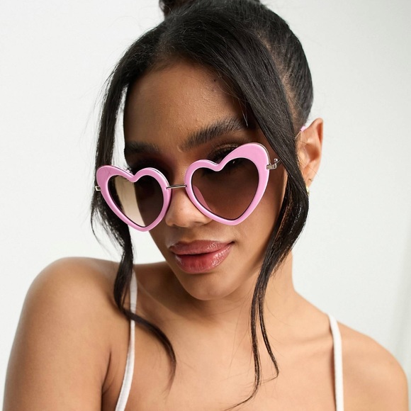 ASOS Accessories - ASOS Pink Heart-Shaped Sunglasses with Gradient Lenses